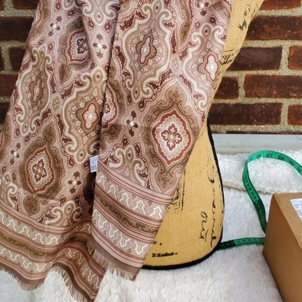 Echo‎ Rose Paisley silk scarf